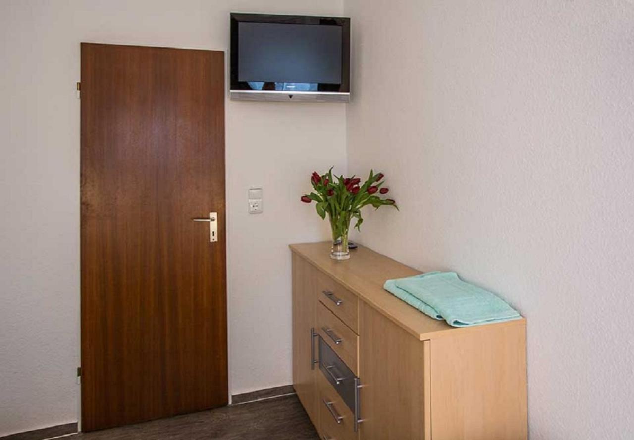 "Lilie" In Geestland-Langen, Ideal Fuer Familien & Homeoffice - Wlan & Parkplatz - 3 Zimmer, Balkon - Nahe Bremerhaven Kültér fotó