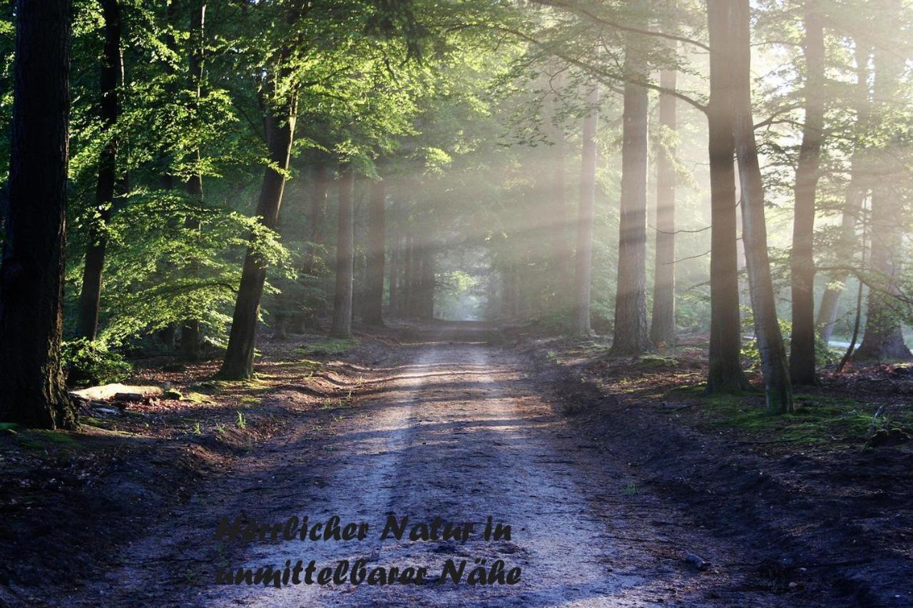 "Lilie" In Geestland-Langen, Ideal Fuer Familien & Homeoffice - Wlan & Parkplatz - 3 Zimmer, Balkon - Nahe Bremerhaven Kültér fotó