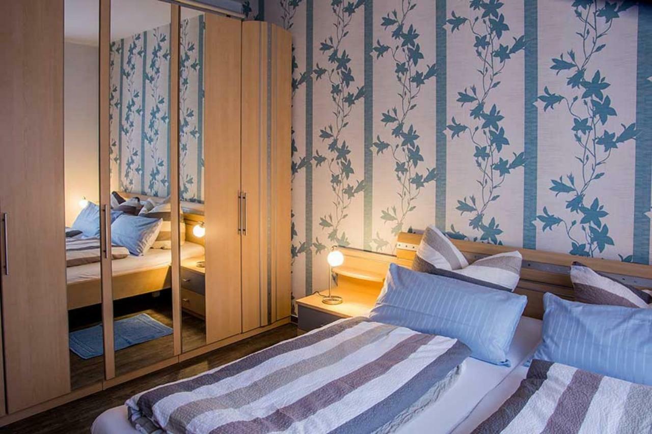 "Lilie" In Geestland-Langen, Ideal Fuer Familien & Homeoffice - Wlan & Parkplatz - 3 Zimmer, Balkon - Nahe Bremerhaven Kültér fotó